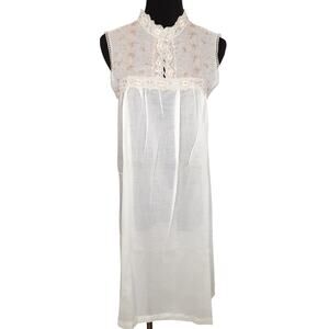 Vintage 60s Lace Nightgown Saramae Lingerie Embroidered Shift Dress Nightie